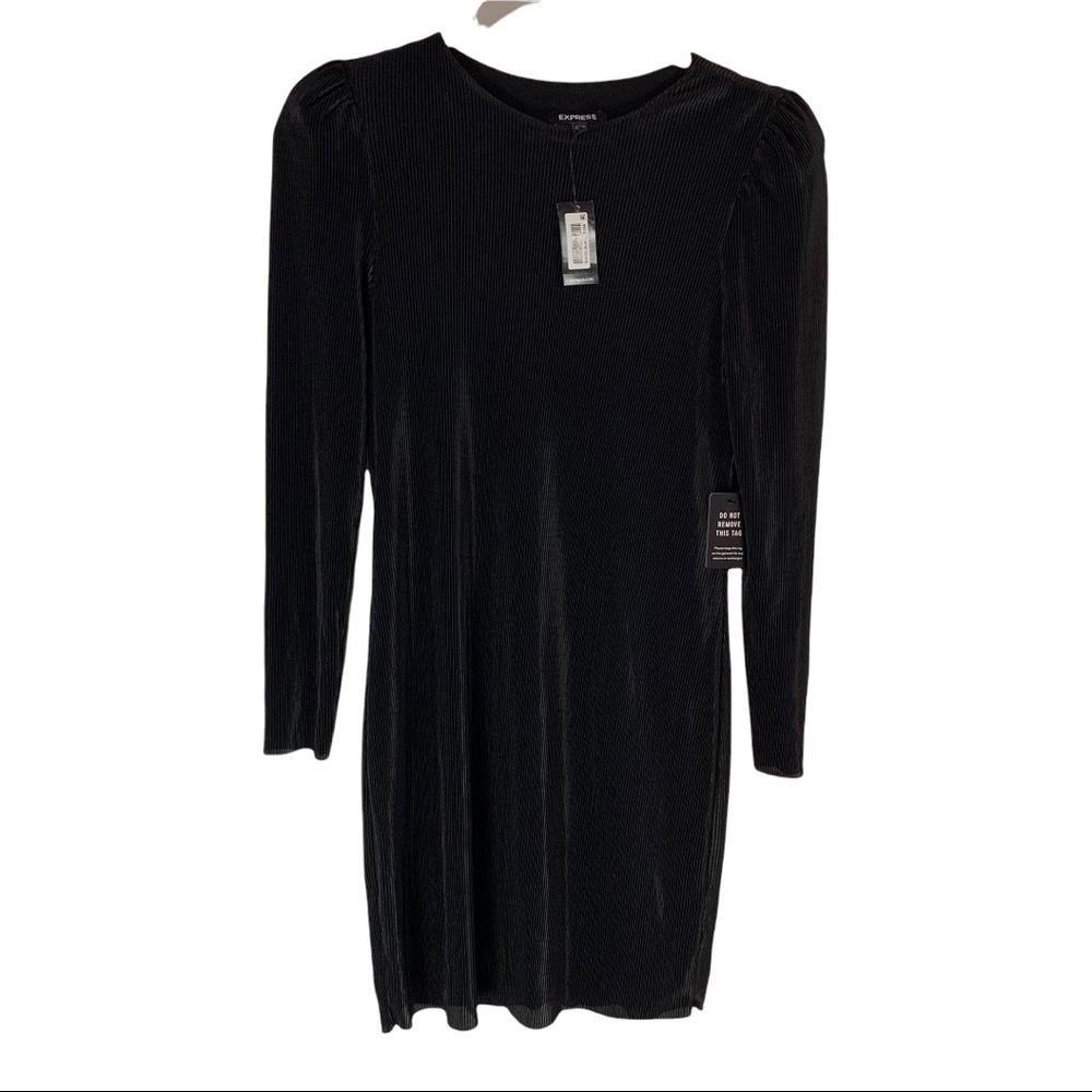 Express Womens Black Pleated Puff Shoulder Long Sleeve Shift Dress XS NWT.
4006